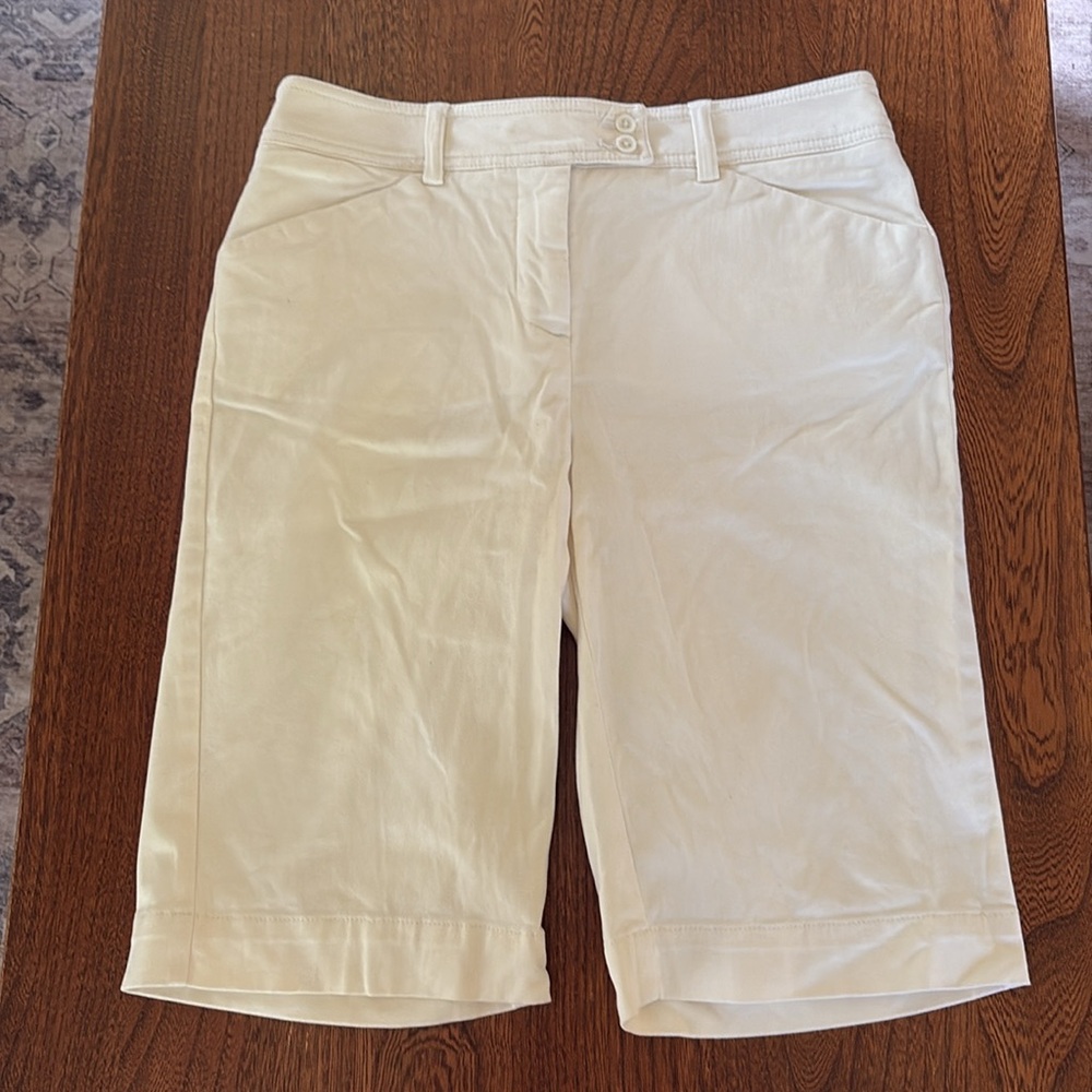 Jones New York Sport Stretch Women's Off White Bermuda Shorts 4